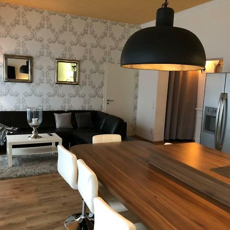 Modernes Und Gemuetliches Appartment Mit Terrasse, Stadtnah Ravensburg Luaran gambar