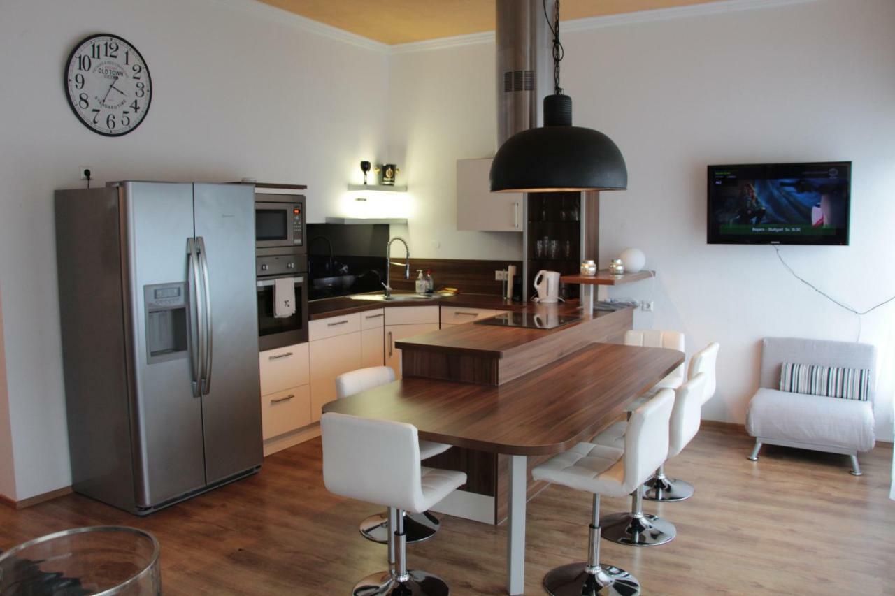 Modernes Und Gemuetliches Appartment Mit Terrasse, Stadtnah Ravensburg Luaran gambar